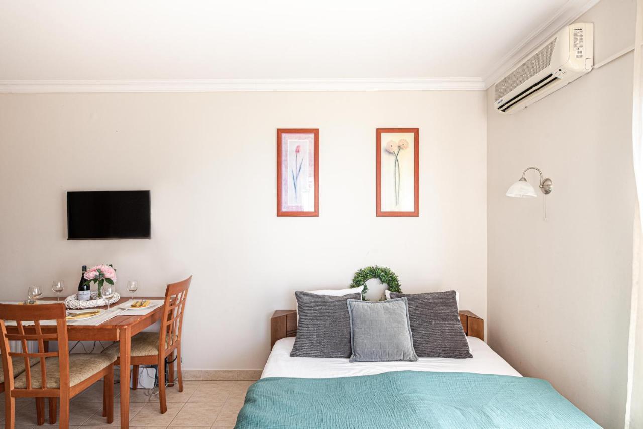 Lakeside Family Apartment Шіофок Екстер'єр фото